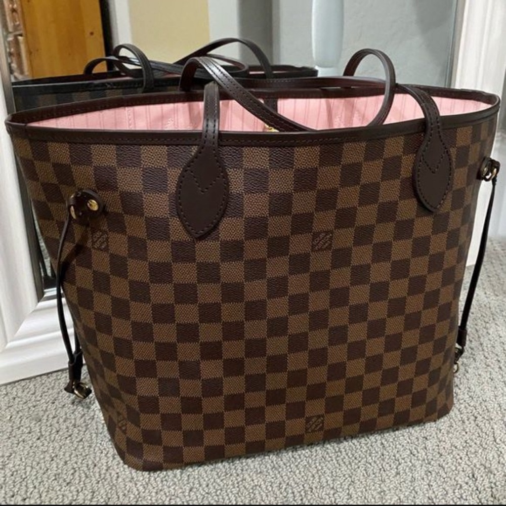 Authentic Louis Vuitton Neverfull MM pink interior set
